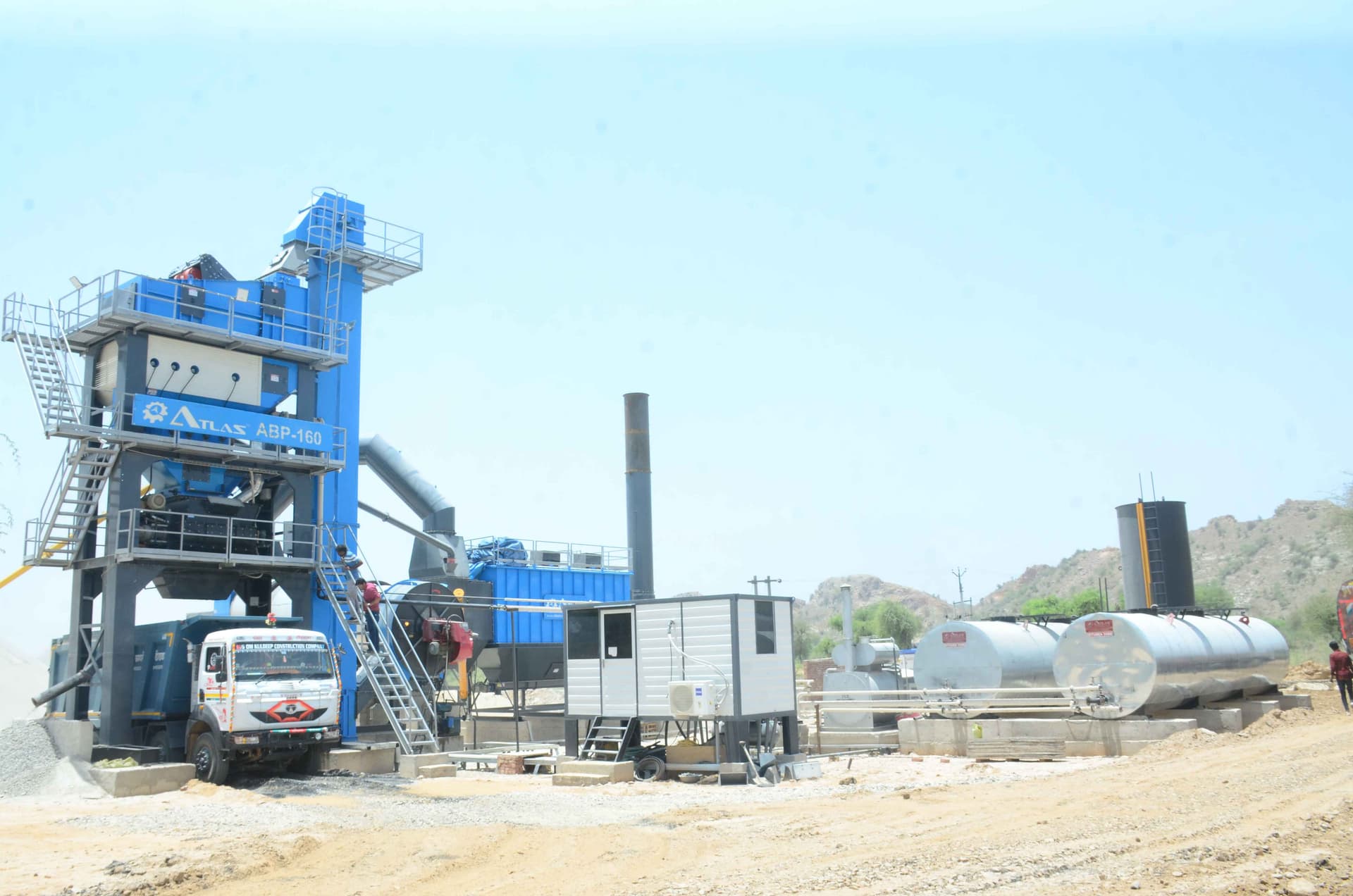 160 TPH Asphalt Batch Mix Plant: Atlas Fast-Track Delivery Case Study from Gandhinagar