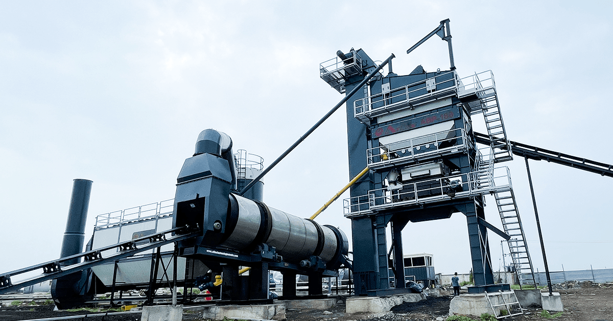 Modern asphalt batching plant in operation