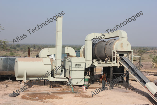 Double drum asphalt mixer near Jodhpur, India