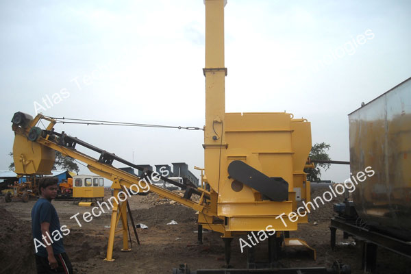 Portable asphalt mixing plant